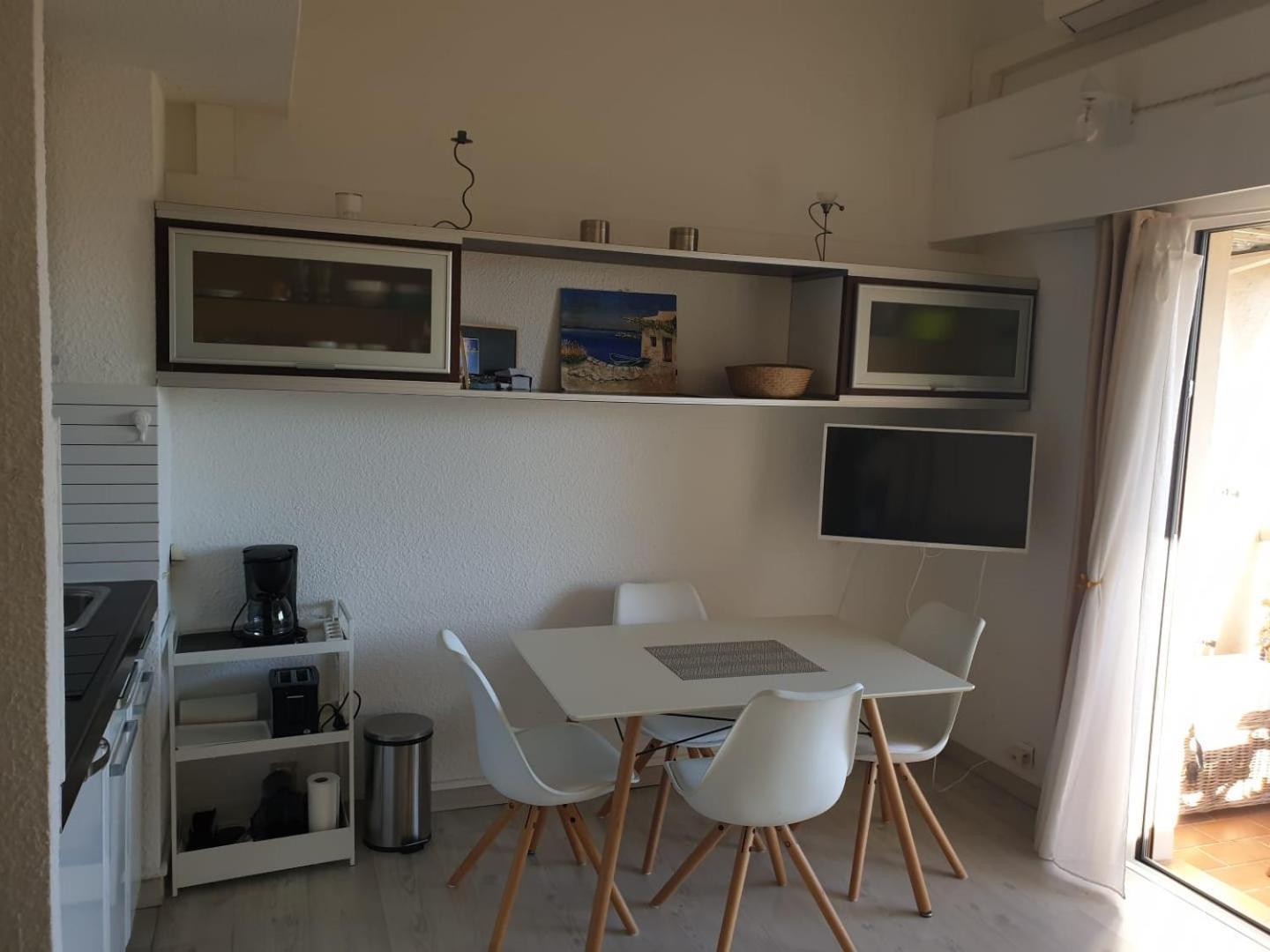 Appartement Climatise A 800M De La Plage Fréjus Exterior foto